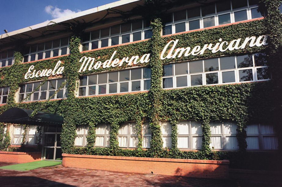 Modern American School image