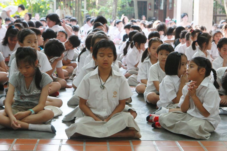 Roong Aroon International School image